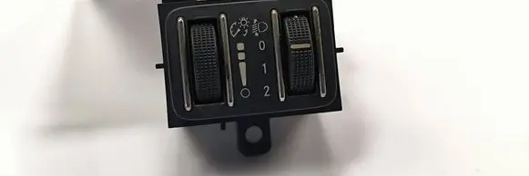 Maserati Ghibli Headlight level height control switch 670019921 5PG01DX9AA 10094192
