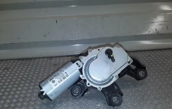 Rear window wiper motor