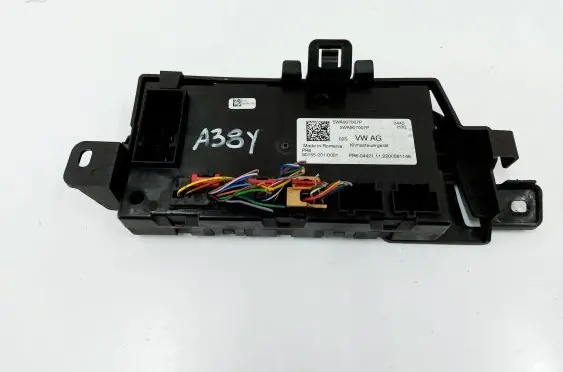 Audi A3 8Y Air conditioner control unit module 5WA907007P