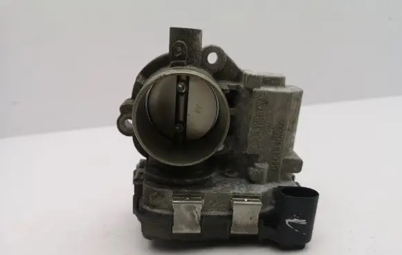 Audi A1 Throttle valve 04C133062C