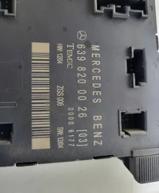 Mercedes-Benz Vito Viano W639 Door control unit/module 6398200026 00006177 ZGS006