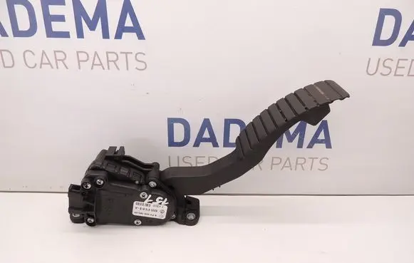 Renault Laguna II Accelerator throttle pedal 8200415818 D151