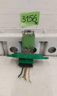 Iveco Daily 3rd gen Heater blower motor/fan resistor 500326616