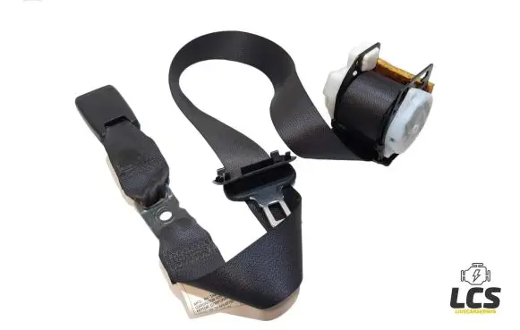 Middle seatbelt (rear)