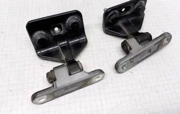 Mercedes-Benz E W211 Rear door hinge set 
