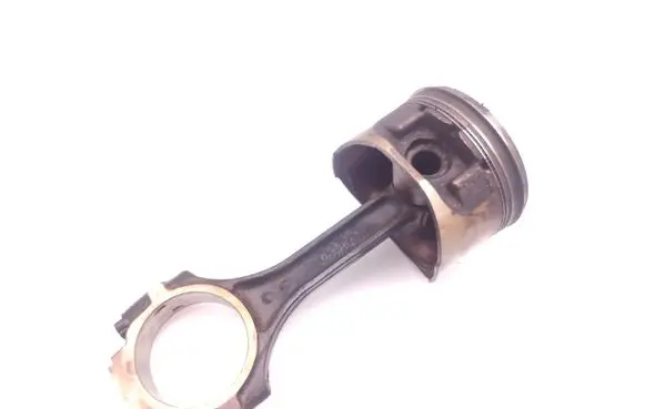Land Rover Discovery Piston with connecting rod HRC2383 42D