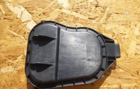 Volkswagen Golf Sportsvan Headlight/headlamp dust cover 510941608C