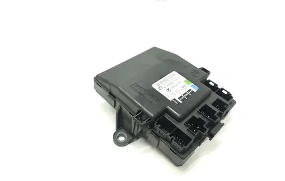 Mercedes-Benz A W169 Door control unit/module A1698207026 05072352