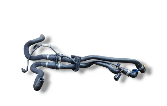 Volvo V60 Engine coolant pipe/hose 31358175