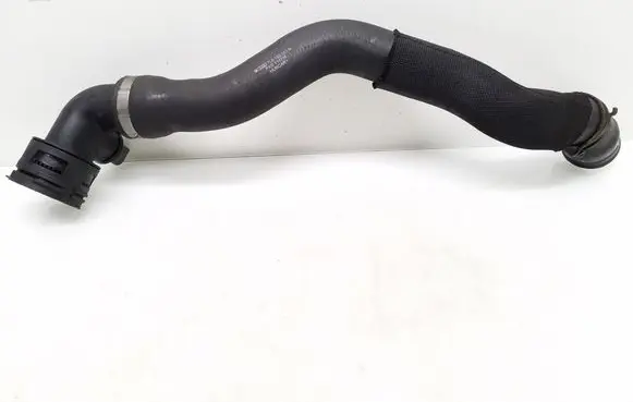 Volkswagen Touareg I Engine coolant pipe/hose 7L6122051N