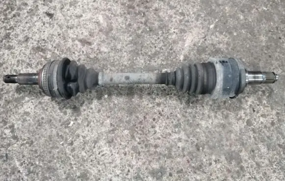 Toyota Avalon XX20 Front driveshaft