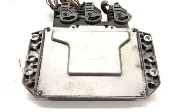 Renault Scenic II - Grand scenic II Engine control unit/module ECU 8200298463