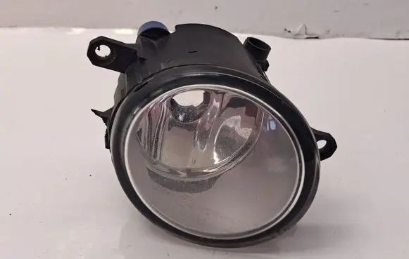 Toyota Avensis T250 Front fog light 812200D040