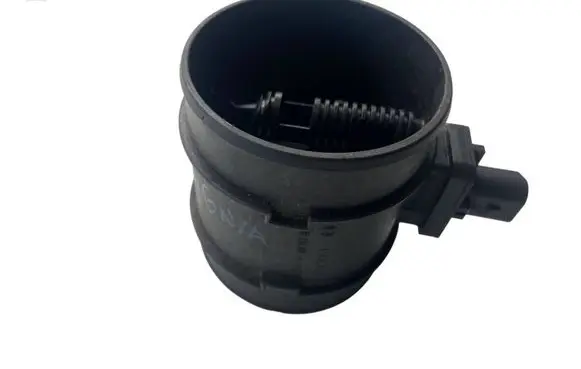 Opel Insignia A Mass air flow meter F00C2T8002