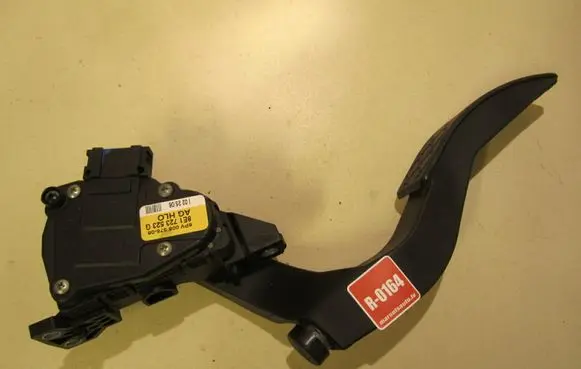 Audi A4 S4 B7 8E 8H Accelerator throttle pedal 8E1723523G