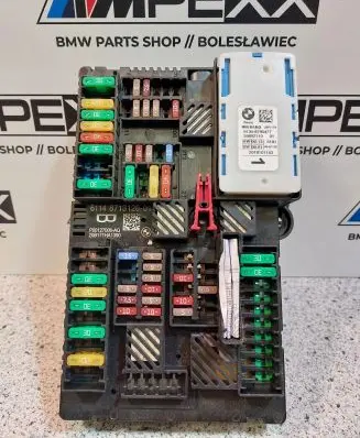 BMW 5 G30 G31 Fuse box set 8713128