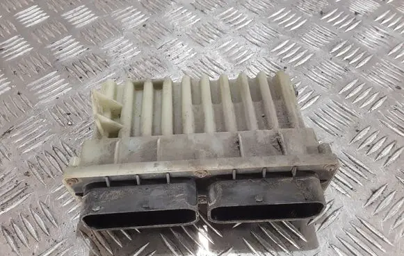 Opel Astra G Coolant fan relay 24410130