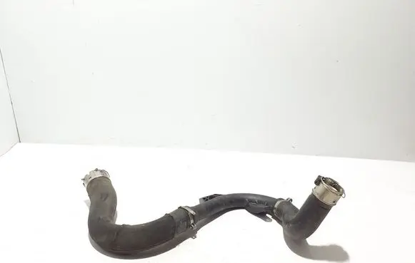 Intercooler hose/pipe