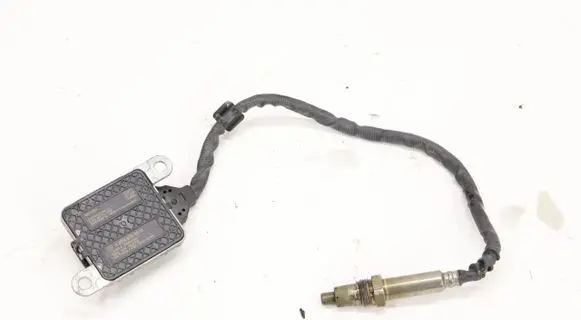 Mercedes-Benz E W213 Lambda probe sensor A0009058011