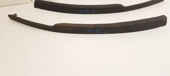 Opel Meriva B Front bumper lip 13267706