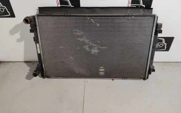 Skoda Octavia Mk3 (5E) Coolant radiator 5Q0121251ER 5Q0121251 21081534