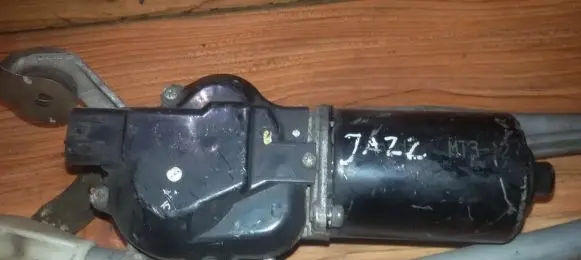 Honda Jazz Wiper motor nenustayta