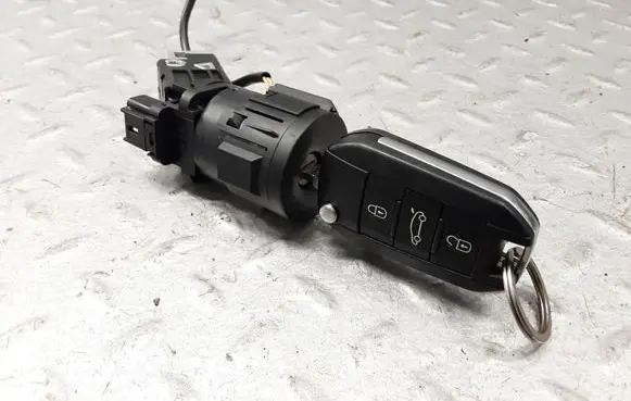 Citroen C5 Ignition lock 9673257480 98454600 9812113680