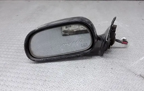 Mitsubishi Galant Front door electric wing mirror E201844