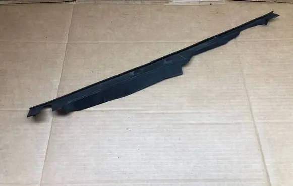 Audi A4 S4 B9 Fender end trim 8W0820582