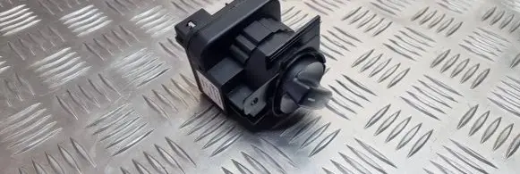 Mercedes-Benz B W245 Light switch 1695451004 32220101 0414569