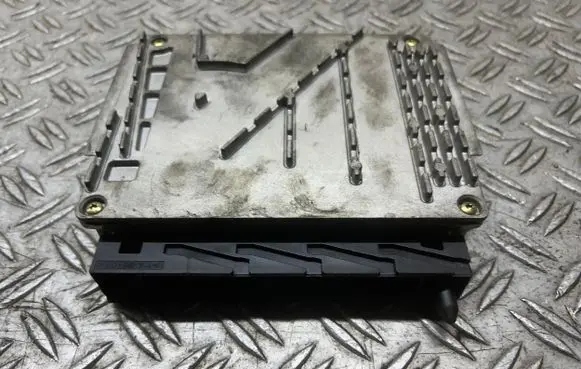 Volvo V70 Engine control unit/module
