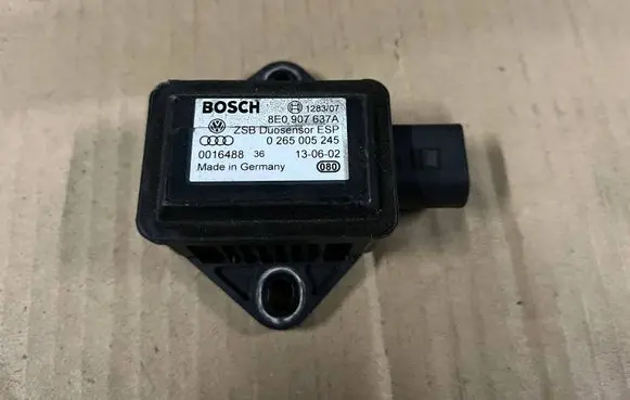 Volkswagen PASSAT B5.5 ESP acceleration yaw rate sensor 8E0907637A 0016488 0265005245