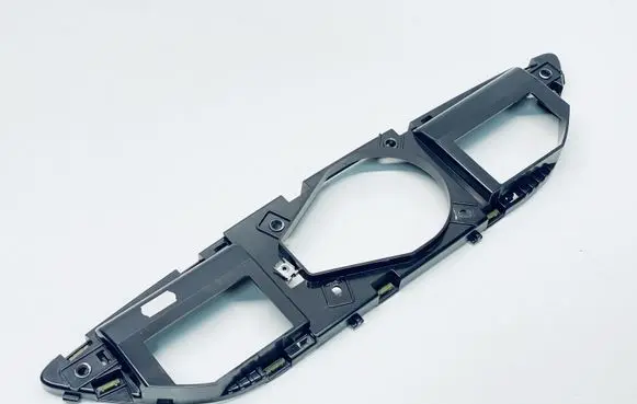 Volkswagen Touareg II Dash center speaker frame 7P6858863