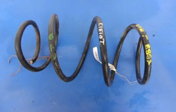 BMW 3 E46 Front coil spring