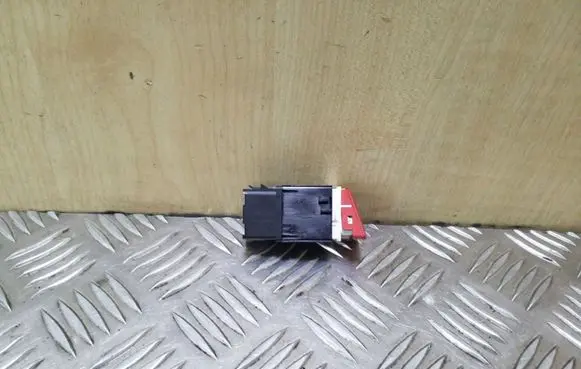 Volkswagen Eos Hazard light switch 1Q0953509