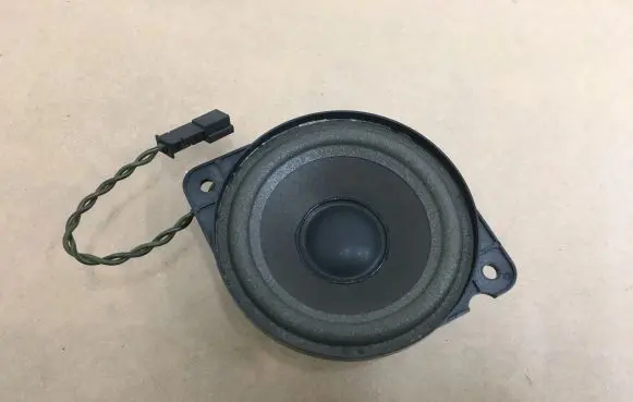 Mercedes-Benz CLK A209 C209 Front door high frequency speaker A2038200402 1323121 4915420416