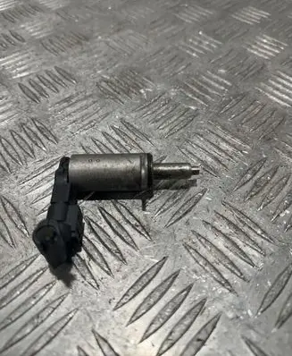 Audi A4 S4 B8 8K Camshaft vanos timing valve C271302302
