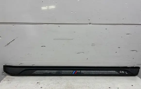 BMW 1 E82 E88 Front sill trim cover 8045292