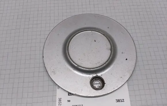 Opel Astra G Non-original wheel cap 