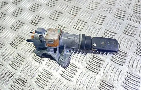 Volkswagen PASSAT B5.5 Ignition lock 4B0905851N