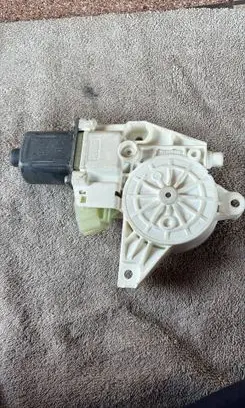 Mercedes-Benz C W204 Rear door window regulator motor A2048200542