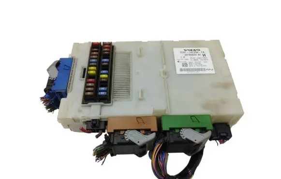 Volvo V70 Fuse module 7G9T14C256FA 30765624AE