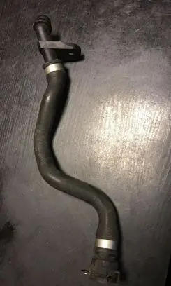 BMW X3 E83 Engine coolant pipe/hose 3415043