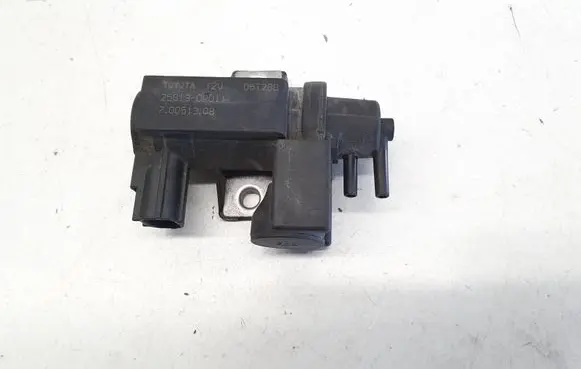 Toyota RAV 4 (XA30) Turbo solenoid valve 258190R011 nr9611