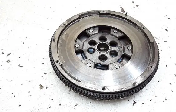Volkswagen PASSAT B7 Flywheel 415058310