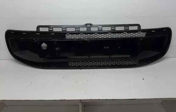 Volkswagen Up Front bumper upper radiator grill 1S0853665A 1S0853677E