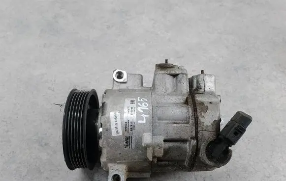 Volkswagen Golf V Air conditioning (A/C) compressor (pump) 890632