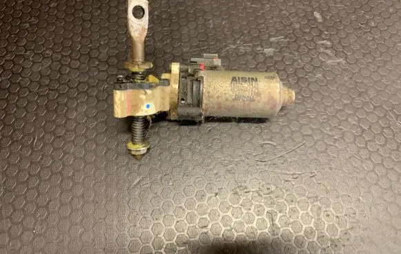 Lexus IS 220D-250-350 Seat adjustment motor 1620006861 8592033020 43944010080