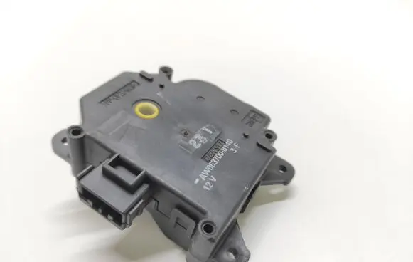 Cadillac SRX Air flap motor/actuator AW0637008140 AW063700