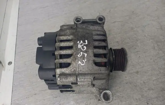 Peugeot 308 Generator/alternator 9666998080VALEO